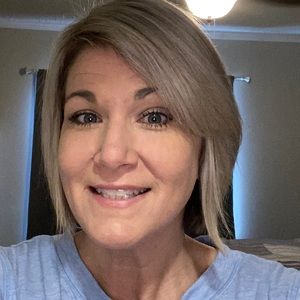 Meet your Posher, Alisha